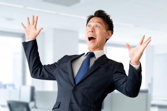 50代公務員の転職体験｜初面接で感じた違和感と危険な会社の特徴