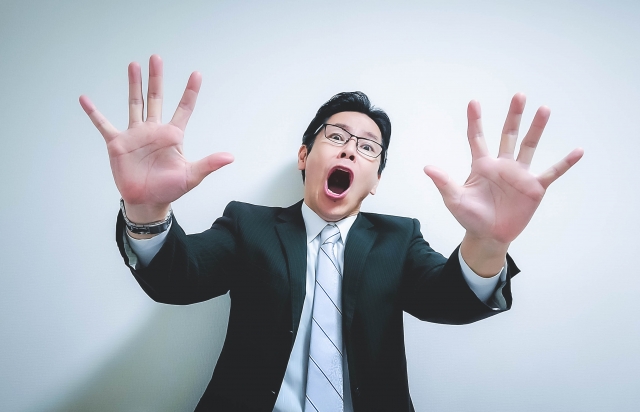 急募求人はブラック企業なのか？50代公務員が応募前に確認したポイント